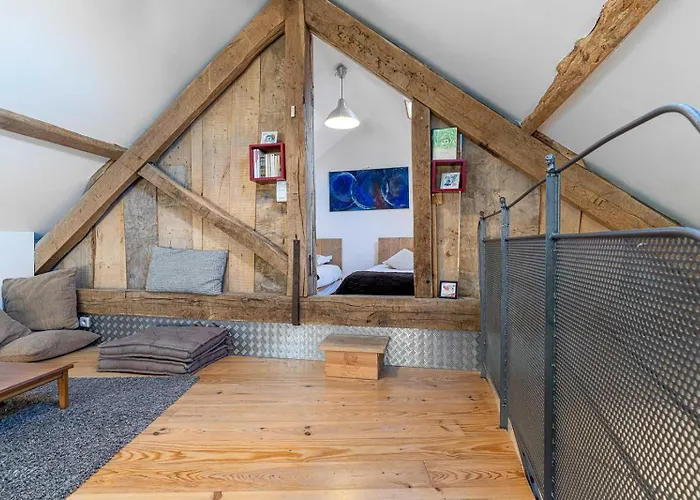 Le Clos Du Barry Bed & Breakfast 3*