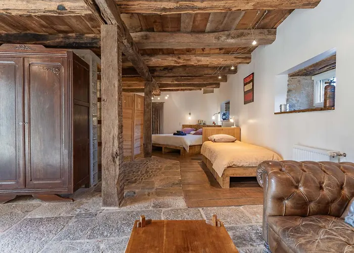 Le Clos Du Barry Bed & Breakfast