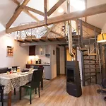 Le Clos Du Barry Bed & Breakfast 3*