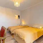 Le Clos Du Barry Bed & Breakfast