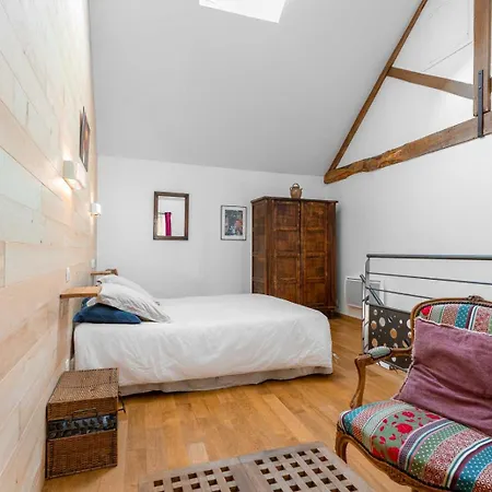 Alojamento de Acomodação e Pequeno-almoço Le Clos Du Barry Sévérac-lʼÉglise