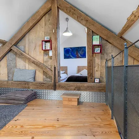 Le Clos Du Barry Frühstückspension 3*