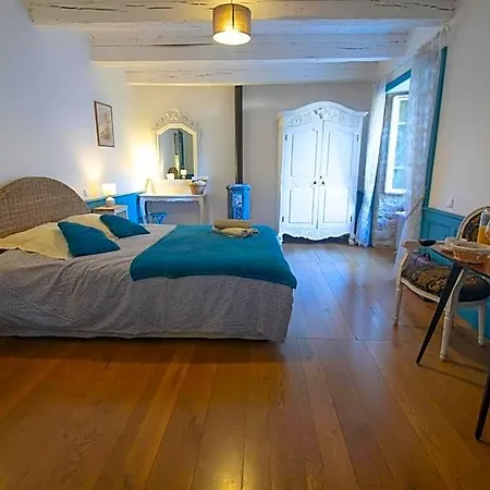 Le Clos Du Barry Bed and Breakfast 3*
