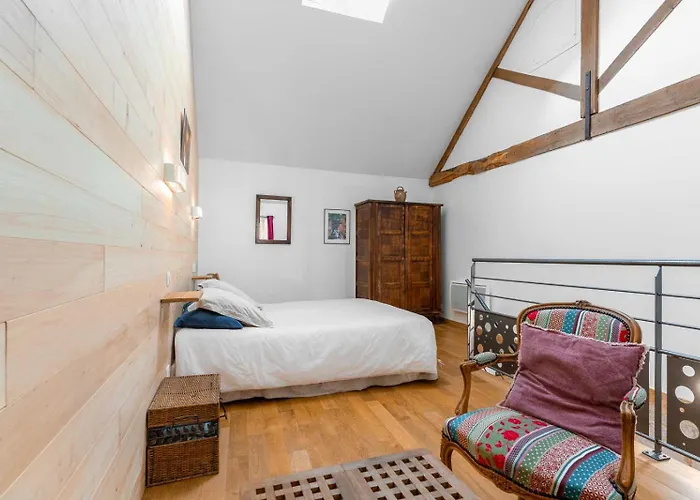 Alojamento de Acomodação e Pequeno-almoço Le Clos Du Barry Sévérac-lʼÉglise