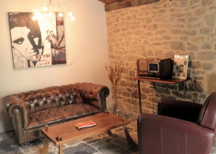 Le Clos Du Barry Alojamento de Acomodação e Pequeno-almoço Sévérac-lʼÉglise