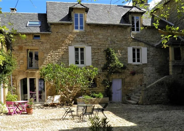 Le Clos Du Barry 3* Sévérac-lʼÉglise